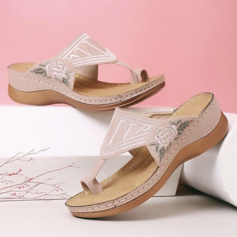 Embroidery Comfy Wedges Sandals